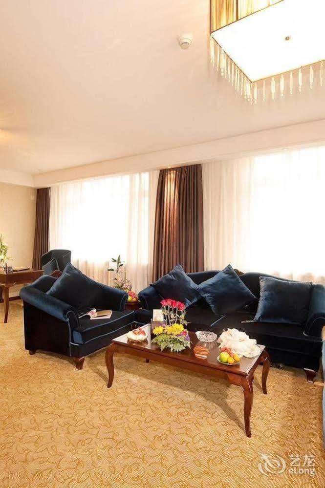 צ'נגצ'ון Jilin Province Hotel מראה חיצוני תמונה