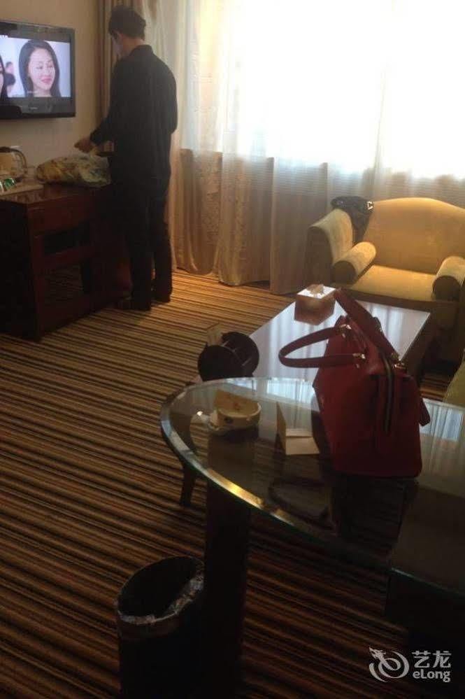 צ'נגצ'ון Jilin Province Hotel מראה חיצוני תמונה